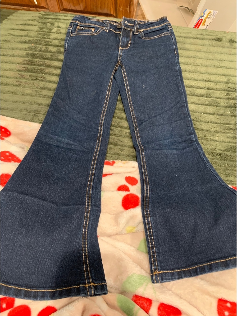 Jordache blue flare jeans size 8